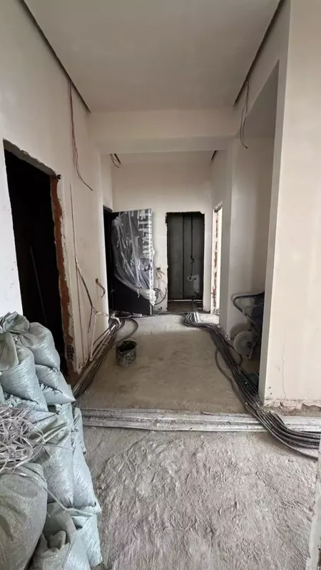 Müğənninin əri rejissoru aldadıb 25 minini aldı - Fotolar