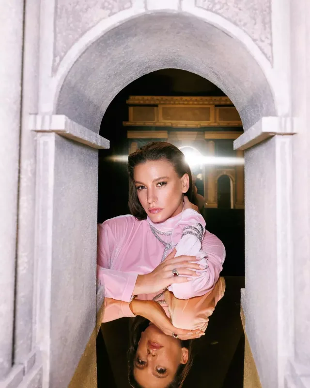 Prokurorluğa çağırıldı, bank hesabı nəzarətə götürüldü