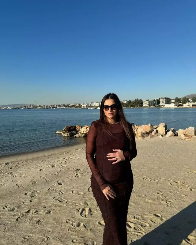 Melisadan yeni hamiləlik şəkilləri