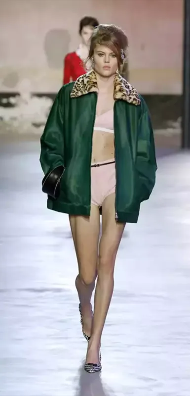 Vurğulanmış yaxalar 2025-ci ilin əsas hitidir