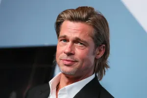 Bred Pitt bütün sərvətini ona xərcləyən “fransız sevgilisindən” danışdı