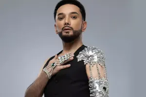 Faiq Ağayevin 5 kiloluq aksessuarı