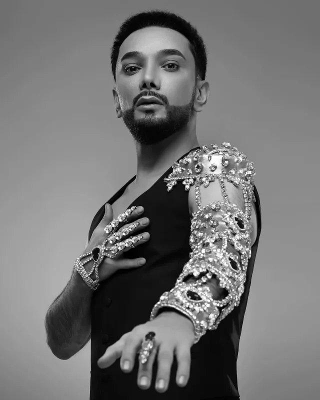 Faiq Ağayevin 5 kiloluq aksessuarı