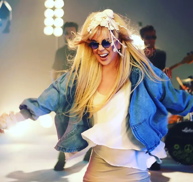 “Ana olmadığım üçün çox peşmanam”