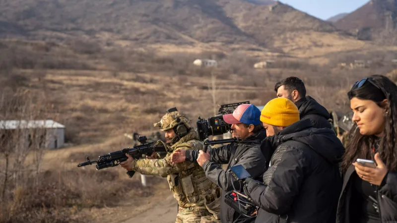 “44”ün çəkilişləri gedir - Fotolar