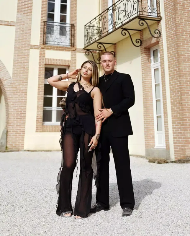 Azərbaycanlı reperdən niderlandlı sevgilisi ilə yeni fotolar