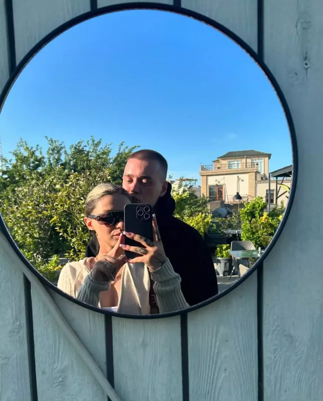 Azərbaycanlı reperdən niderlandlı sevgilisi ilə yeni fotolar