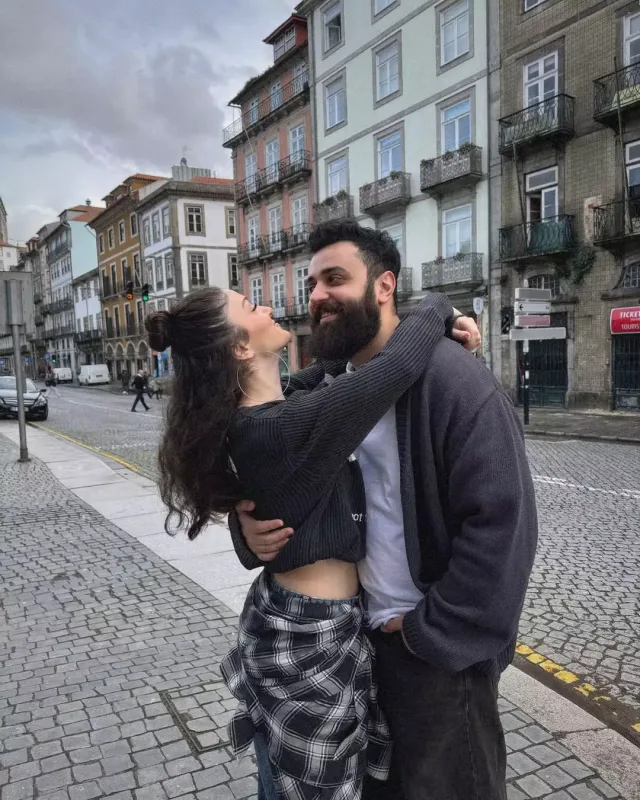 Günelin əri ilə istirahəti…