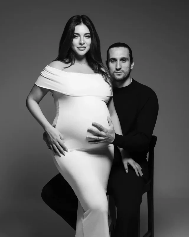 Melisadan əri ilə hamiləlik fotoları…