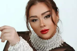 “Hər kəsi kövrəldəcək hekayə yaza bilərdim”