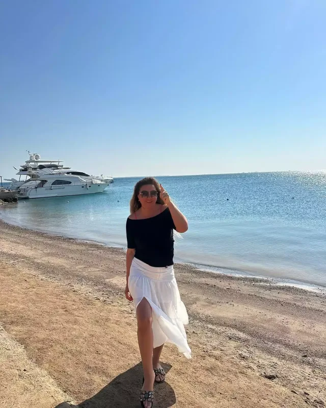 “Soyuq ölkələr məni cəlb etmir” - Misirdə olan Nazilə