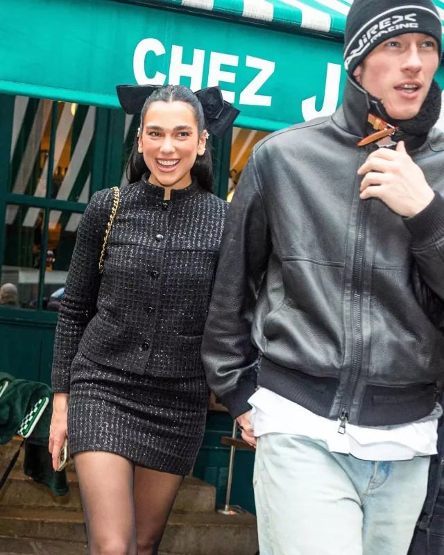 Dua Lipa sevgilisi ilə Parisdə