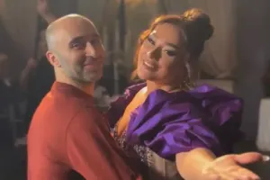 Xatirə ilə həyat yoldaşından birgə rəqs