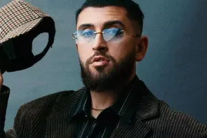 “Oxuyub bizi biabır etmə deyən xanımla trenddəydim”