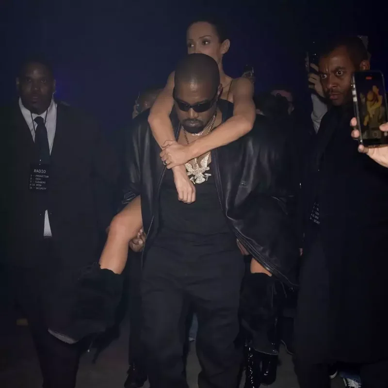 “Qremmi”dən qovulan Kanye və Bianka belə əyləndilər