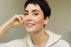 Türk aktrisa terrorist obrazına görə Prokurorluğa çağırıldı