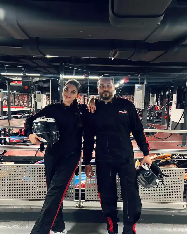 Cövdət xanımı ilə kartinqdə