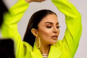 Aynur plastik əməliyyat etdirəcək