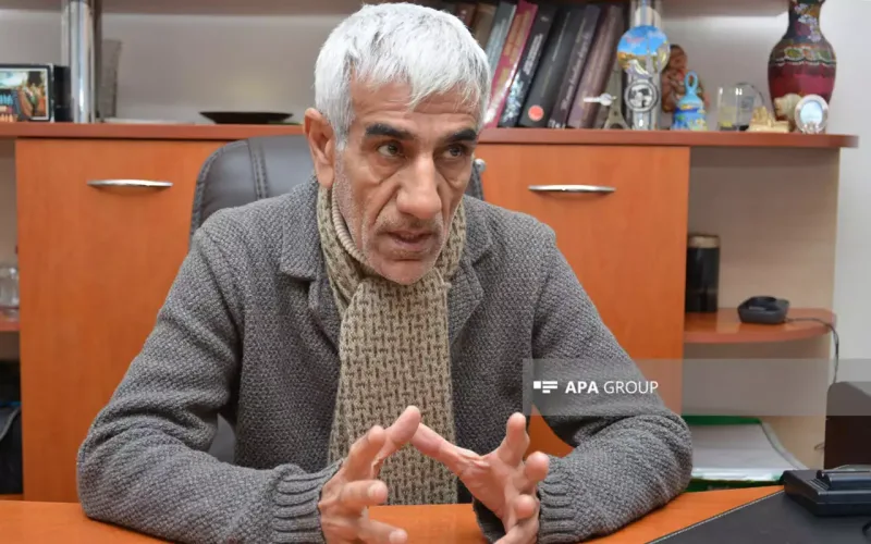 Əməkdar artist vəzifədən getdi