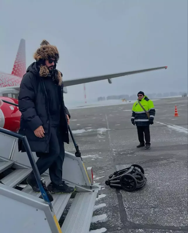 Burak Özçivitin Moskva tərzi