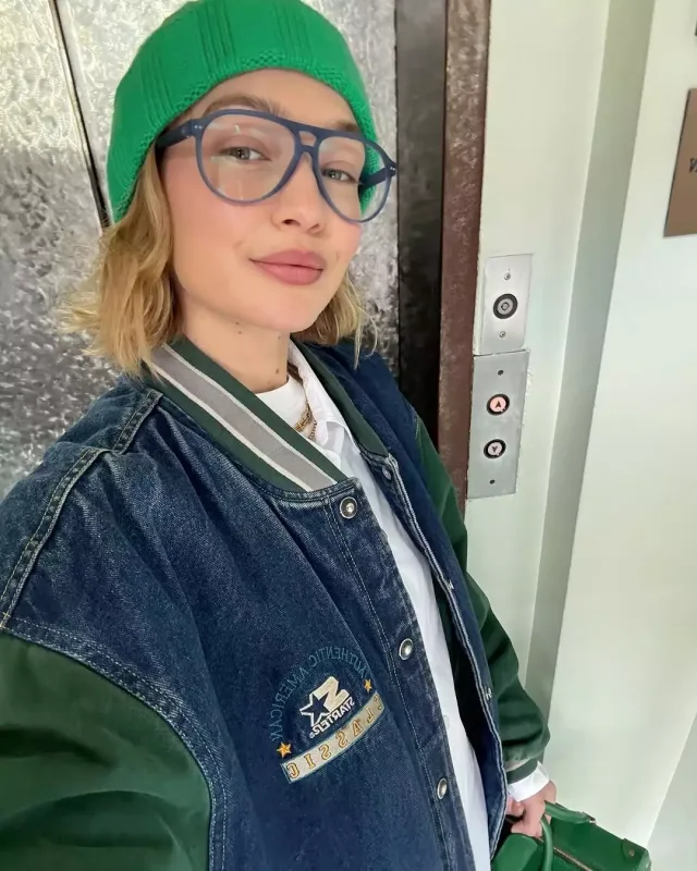 Heç vaxt üzünü göstərmədiyi qızının fotolarını paylaşdı