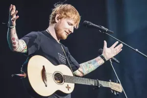 Hindistan polisi Ed Şiranın konsertinə müdaxilə etdi