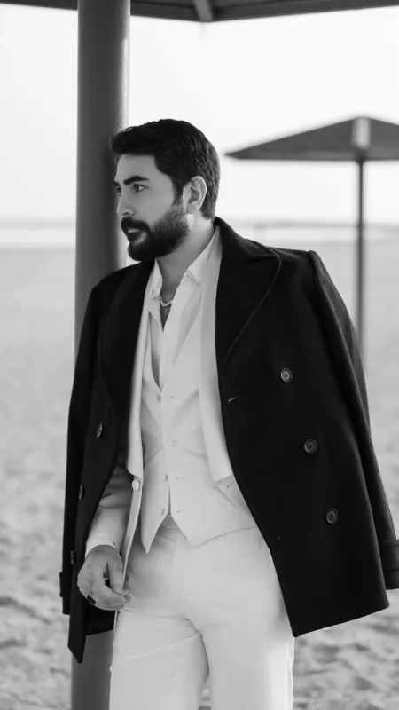Elçin dəniz kənarında...