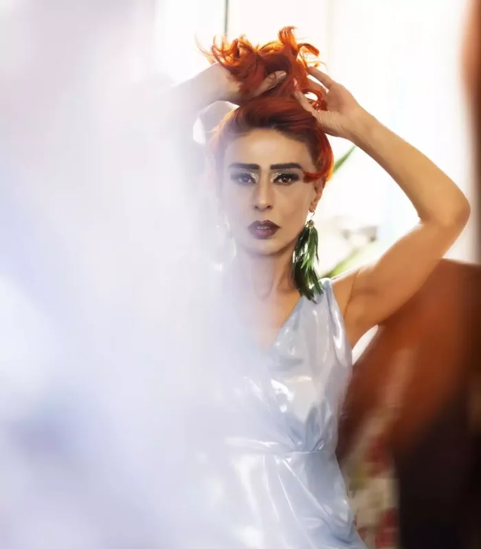 Saçında boya ilə 8 saat yatıb