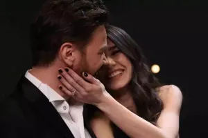 İki dəfə boşandığı xanımı ilə yenə eşq yaşayır