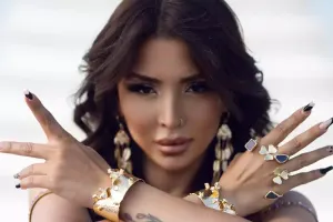 Kreditini ödəyib bitirən Renkanın sevinci