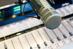 Azərbaycanda iki yeni radiostansiya açılıb