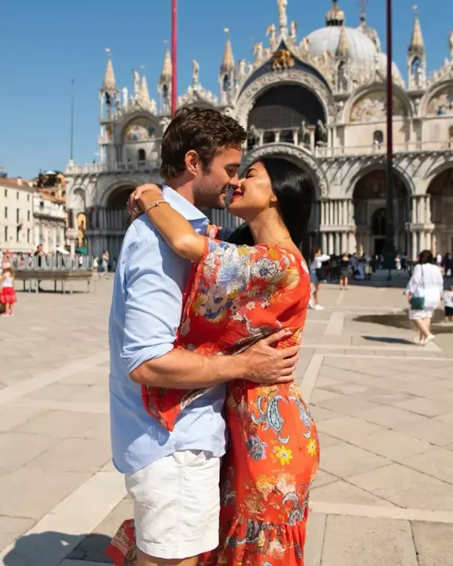 Nikoldan ərinə “Sevgililər günü”ndə eşq etirafı