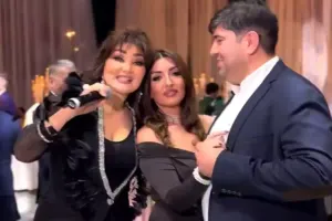 Nazpəri oğlu və gəlini ilə