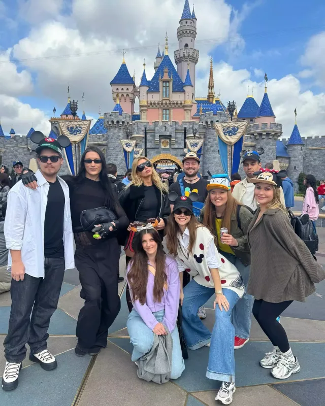 Barbarayla Dilan “DisneyLand”də