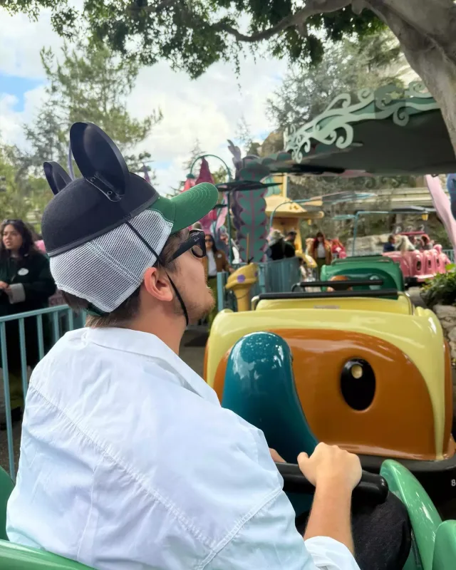 Barbarayla Dilan “DisneyLand”də