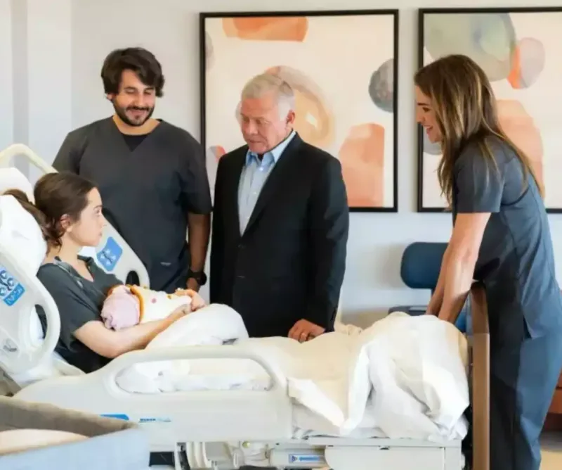 İordaniya şahzadəsi ana oldu