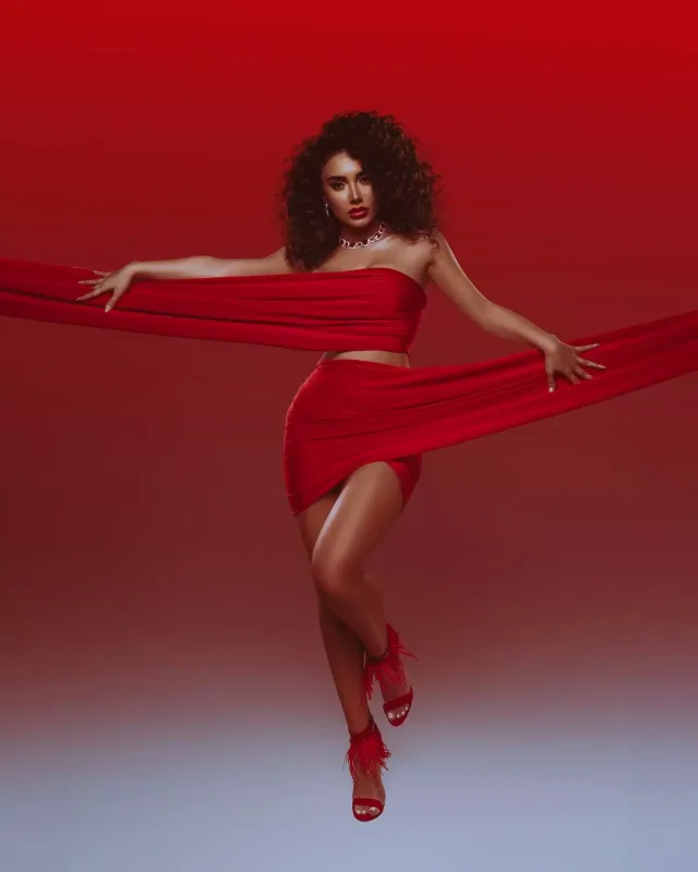 Mehin Türkiyədə çəkdirdiyi klipi təqdim etdi