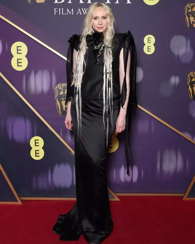 BAFTA qırmızı xalısından görüntülər