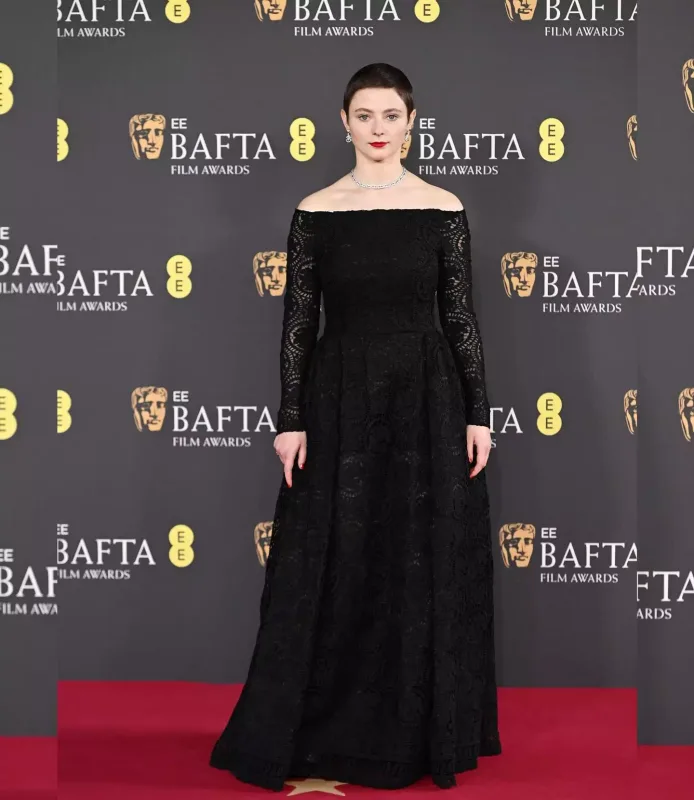 BAFTA qırmızı xalısından görüntülər