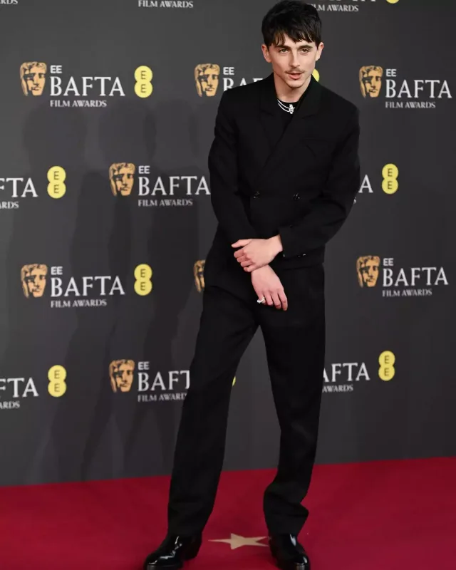 BAFTA qırmızı xalısından görüntülər