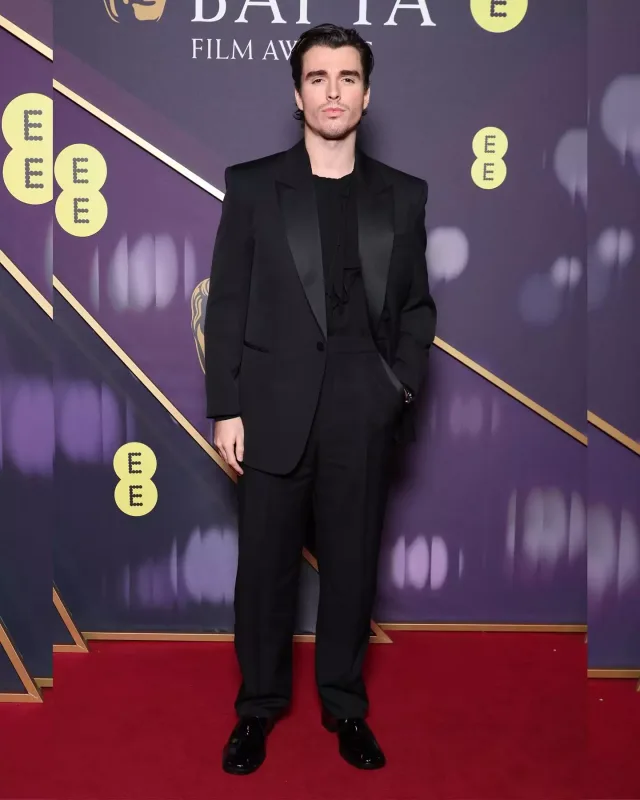 BAFTA qırmızı xalısından görüntülər