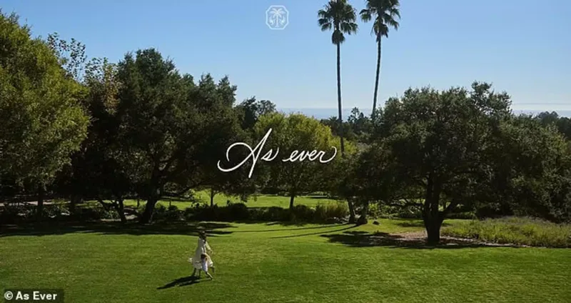 Meqan Markl uzun müddətdən sonra qızını paylaşdı