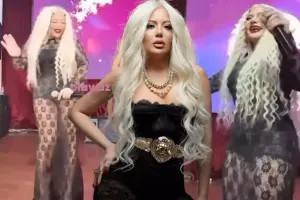 Səidə açıq-saçıq geyiminə görə tənqid edildi