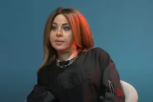 “Aparıcılar hıçkıraraq oxuyan müğənnilərə efirdə sənətkar deyir”