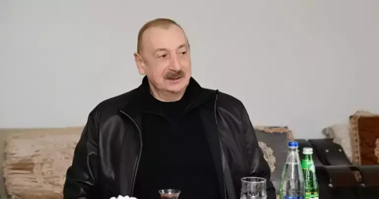“Ancaq bu bölgənin balını yeyirəm” - Prezident