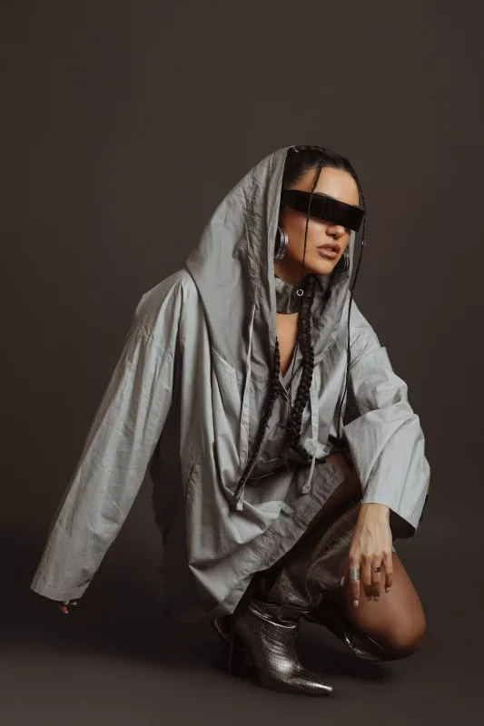 Çinarədən yeni mahnı və fotosessiya