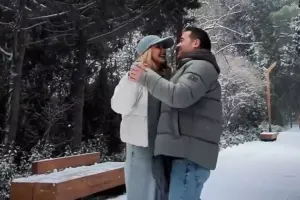 İlkinlə xanımından qarda rəqs!