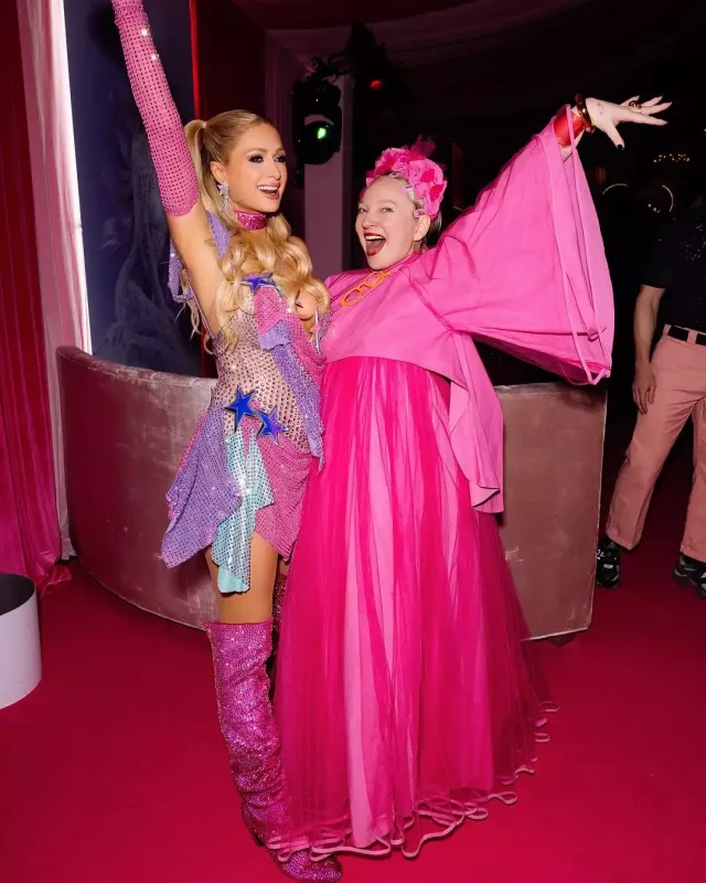 Paris Hilton 44 yaşını belə keçirtdi