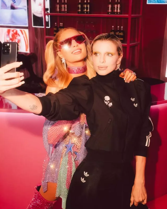 Paris Hilton 44 yaşını belə keçirtdi