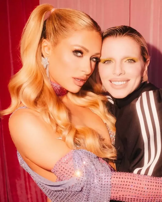 Paris Hilton 44 yaşını belə keçirtdi